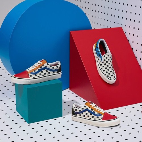 CLÁSSICOS DA VANS SÃO ATUALIZADOS POR VERSÕES PREMIUM MULTICOLORIDAS COM COURO EM RELEVO