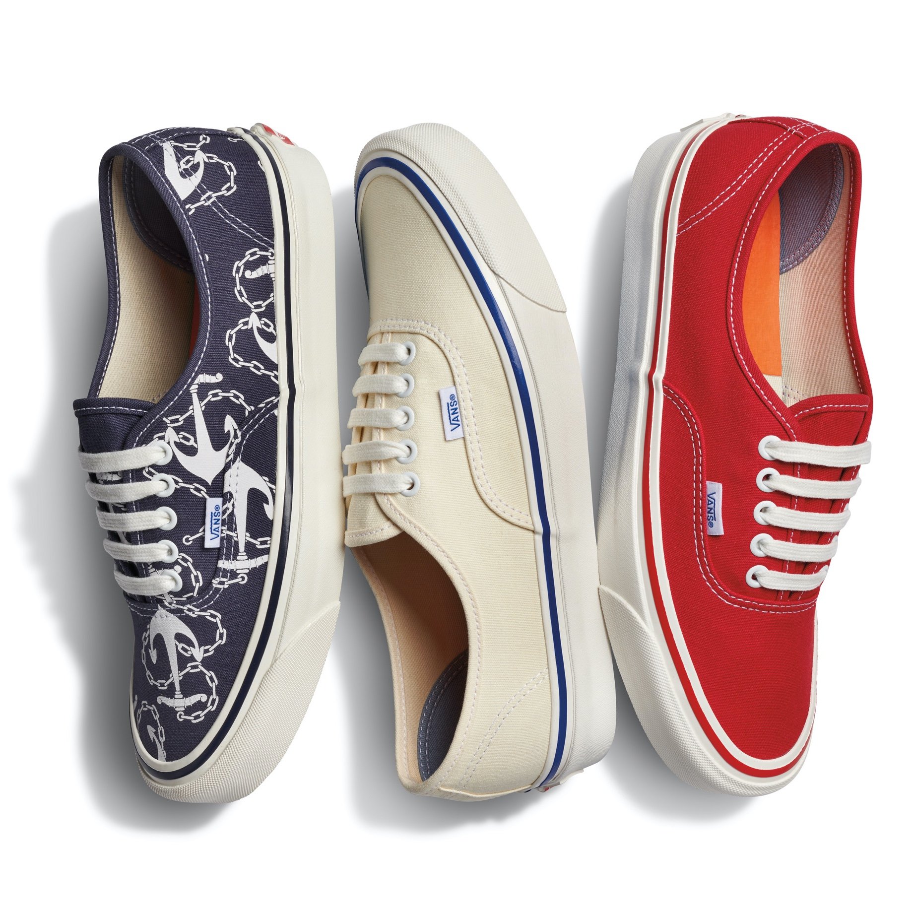 Vans Apresenta o Authentic 44 Deck DX em Três Execuções Clássicas 