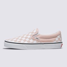 O slip-on Vans que dita tendências desde 1979. Com a Color Theory Collection, é possível criar uma história exclusiva com as cores, combinando tons vibrantes e inesperados no estilo icônico e irreverente dos clássicos Vans. Feito com cabedal de lona estilo old skool, o Tênis Slip-On Rose Smoke presta homenagem à lendária silhueta Vans sem cadarços, apresentando um visual repaginado e de calce fácil.