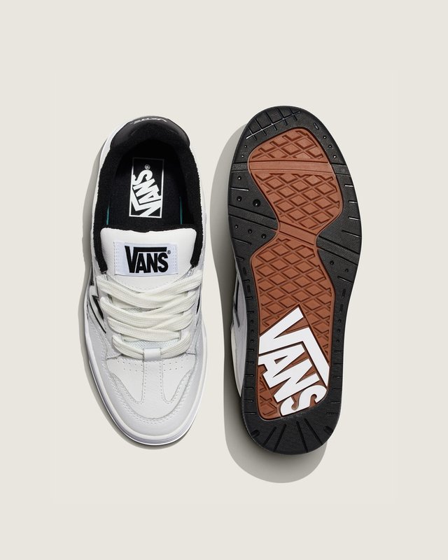 Tênis Upland White Black