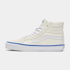 Vans Skate Classics: completamente redesenhado para o skate moderno, a coleção Skate Classics oferece mais do que os skatistas precisam para permitir a progressão máxima. Feito com cabedal clássico de camurça e lona, ??o Tênis Sk8-Hi Vault Og Lx Off White possui o visual icônico que você deseja, ao mesmo tempo em que traz todos os benefícios de desempenho que os skatistas exigem.