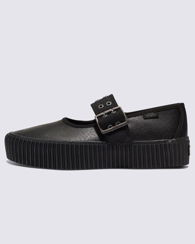 Uma adaptação Creeper da silhueta clássica do icônico Mary Jane. Com inspiração na era grunge dos anos 90, o Mary Jane Creeper explora a nostalgia retrô com uma interpretação lúdica da feminilidade, ao mesmo tempo que eleva esta silhueta intemporal a um nível superior. Combinando uma alça larga com as paredes laterais texturizadas grossas no estilo tradicional, o Tênis Mary Jane Creeper Grunge Core Black Leather homenageia o estilo grunge que define tendências, mantendo a mistura perfeita do ousado com o elegante.