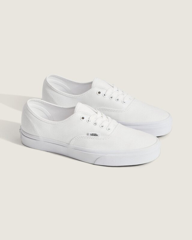 Tênis Authentic True White