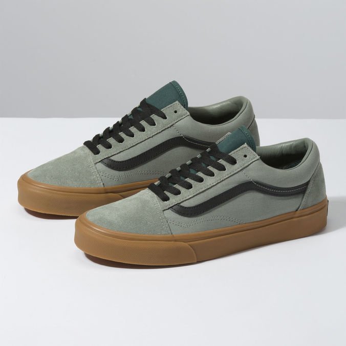 tênis vans old skool gumsole black medium gum