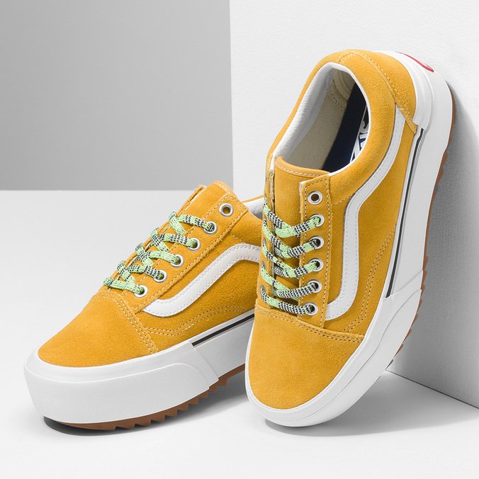 tenis vans stacked