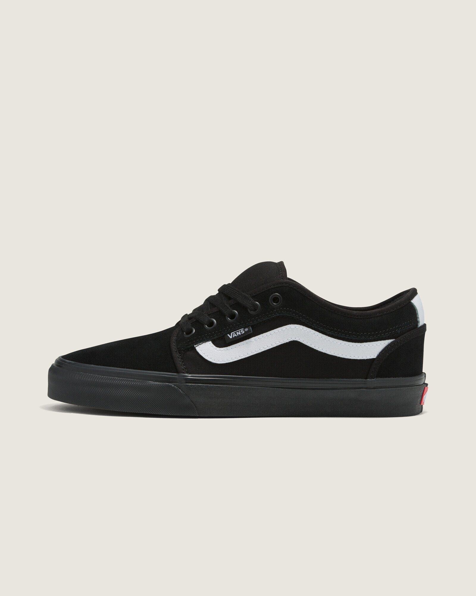 Hires-Vans-V1004600050005-01.jpg