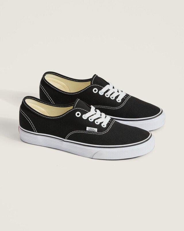 Tênis Authentic Black