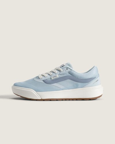 <p>Sempre em Movimento. O novo UltraRange 2.0 traz conforto e versatilidade de alto nível. Originalmente projetado para atender às necessidades dos atletas de surfe da Vans, o UltraRange evoluiu para uma das franquias mais populares e versáteis da nossa linha, oferecendo conforto sem sacrificar o estilo. E agora, a próxima geração chegou com o Tênis Ultrarange Rapidweld 2.0 Dawn Mist. Um design totalmente novo para quem está sempre em movimento, com um solado atualizado, suporte aprimorado e ajuste mais amplo.</p>