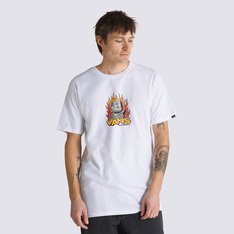 Tradição e originalidade estão presentes na cultura Vans. A Camiseta Digital Repair Ss Nostalgic Digital White é um clássico Vans. Na cor branca, de manga curta, ela é confeccionada em tecido 100% algodão. Traz estampa descontraída de um computador em chamas, com assinatura Vans colorida, centralizada na altura do peito, em silk à base d’água. Com gola redonda, traz etiqueta tecida Vans aplicada na manga. Autenticidade Vans para todos os momentos.