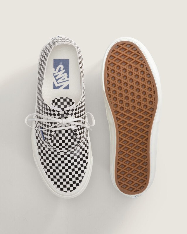 Tênis Authentic Ease Checkerboard Black White