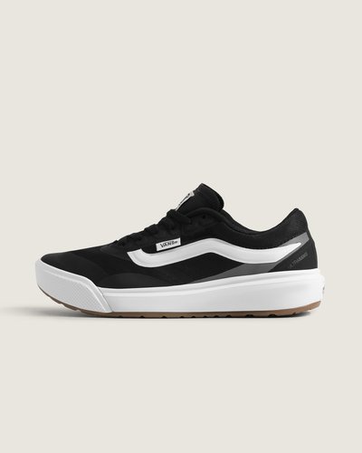 Aventura pronta. Em qualquer lugar, a qualquer hora

A vida raramente corre como planejado, mas o MTE UltraRange 2.0 RW mantém você em movimento em cada reviravolta. Sua parte superior respirável, reforçada com sobreposições Rapidweld sem costura, atinge o equilíbrio perfeito entre durabilidade e um ajuste leve e adaptável. As entressolas UltraCush Lite suavizam cada passo para combater a fadiga em dias longos, enquanto as solas waffle reversas proporcionam tração que aumenta a confiança em terrenos imprevisíveis. Construído para oferecer estabilidade e conforto quando a viagem o tira do rumo, este é o sapato que prospera onde outros vacilam.