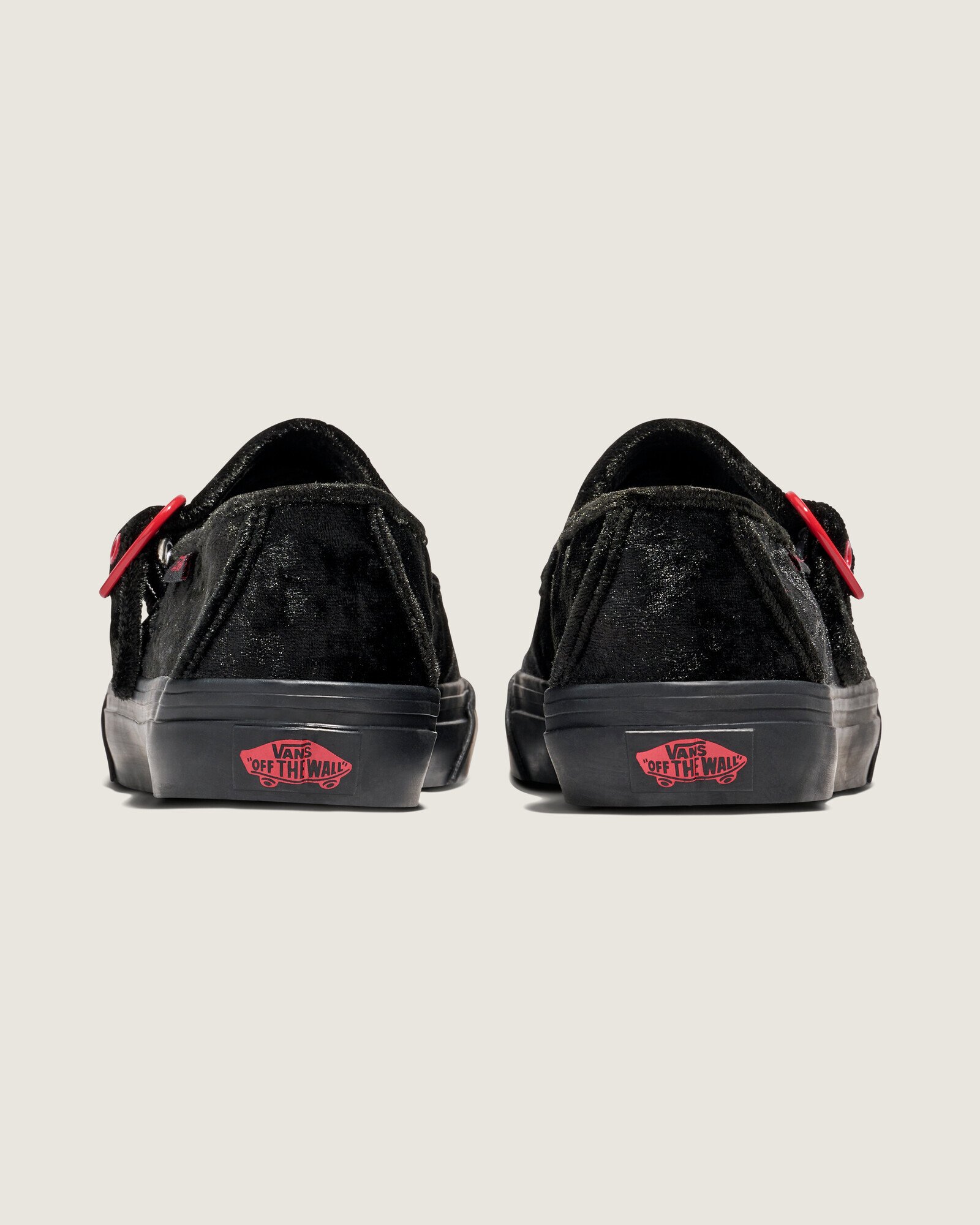 Tênis Mary Jane Hearts Black Red | Vans