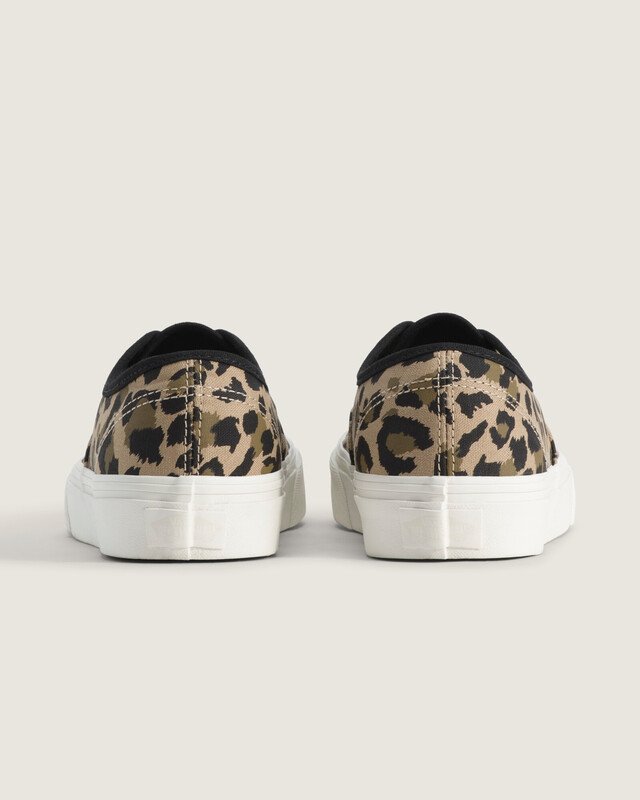Tênis Authentic Leopard Black Incense