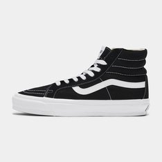 Vans Skate Classics: completamente redesenhado para o skate moderno, a coleção Skate Classics oferece mais do que os skatistas precisam para permitir a progressão máxima. Feito com cabedal clássico de camurça e lona, ??o Tênis Sk8-Hi Vault Og Lx Black White possui o visual icônico que você deseja, ao mesmo tempo em que traz todos os benefícios de desempenho que os skatistas exigem.