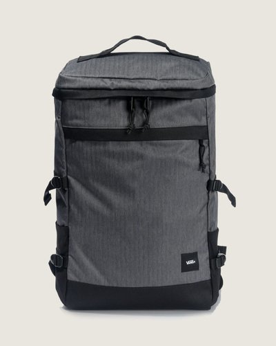 Quando o seu dia exige mais, com a Mochila Omit Asphalt você está sempre pronto. Confeccionada com Cordura® resistente e projetada para longas distâncias, o modelo equilibra função e conforto com a parte das costas em malha waffle respirável, com alças ergonômicas. Seja para viajar ou se deslocar com pouca bagagem, esta mochila foi projetada para ser eficiente.