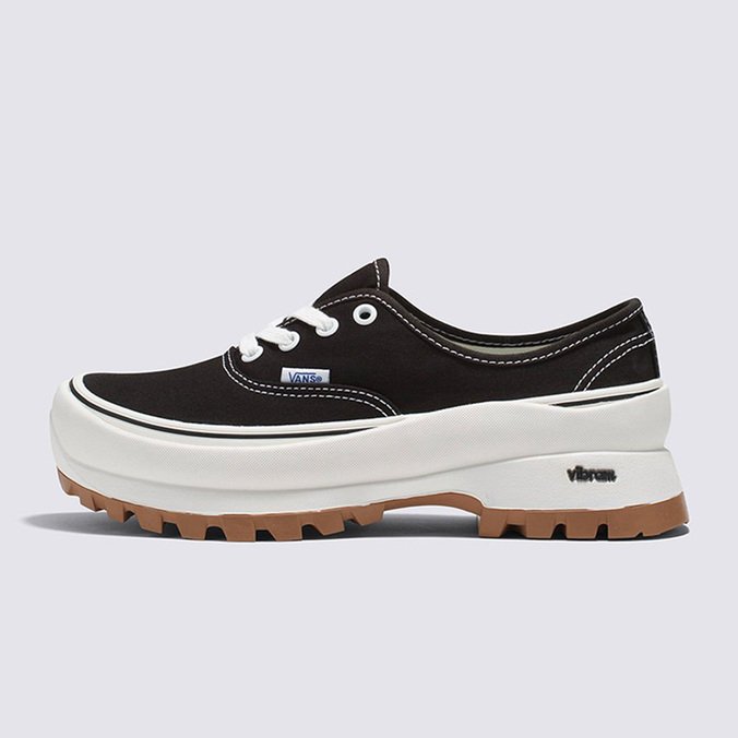 Tênis Authentic Vibram Black True White