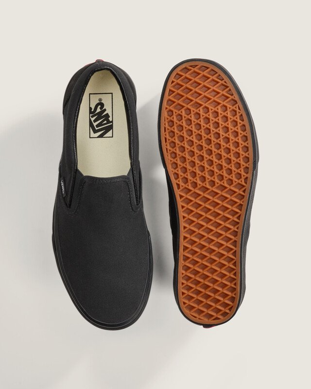 「スリッポンコート　BLACK「Slip-on Black」 Tênis Slip-On Black Black | Vans