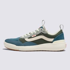Máximo conforto e aliado de todas as rotinas. Esteja sempre pronto para o inesperado com o Tênis UltraRange Exo Se Palette Pack Mountain View. Com um solado co-moldado construído em padrão tratorado em waffle - exclusividade Vans - ele maximiza a cobertura, aderência e durabilidade da borracha. A nova entressola UltraCush™ Lite traz conforto e leveza para o calce. O modelo de cano baixo possui cabedal com inspiração na silhueta do icônico Old Skool - em camurça, tecido e sintético em tons de azul, verde e cinza - totalmente respirável, com biqueira e antepé de borracha renovado, deixando o calce no ajuste ideal. O Exo Skeleton fornece apoio integrado nos dedos e na parede lateral medial, com uma trava de calcanhar para um ajuste seguro. No calcanhar e lingueta, traz puxadores, facilitando o calce. O logo “Vans Off The Wall” é aplicado na heeltab do calcanhar. Já a original Flag vem na lateral do tênis, enquanto a assinatura “Vans Ultrarange” é aplicada na lingueta. Conforto e estilo dentro e fora das pistas.
