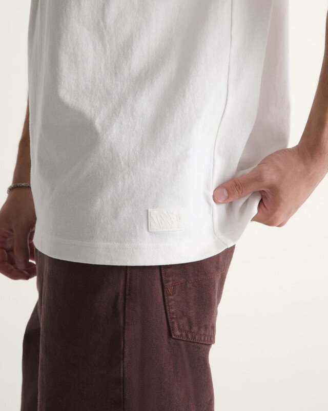 Camiseta Manga Curta Loose Fit Premium Egret