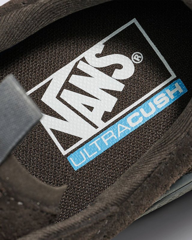 Tênis Ultrarange Exo Se Mte Perf Suede Dark Brown