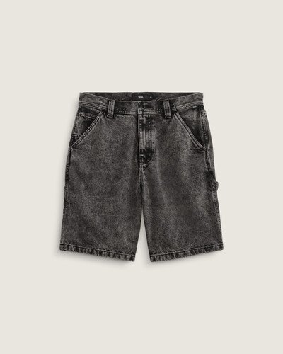 A Bermuda Stonewash Black é confeccionada em um jeans de algodão mais pesado e apresenta os detalhes tradicionais de estilo carpinteiro, incluindo vários bolsos, um passador de martelo no bolso traseiro esquerdo e um bolso para ferramentas abaixo do bolso direito - além de novos detalhes que trazem muito estilo “Off The Wall” para este clássico short jeans largo, como o passador de cinto em "V" na cintura traseira.