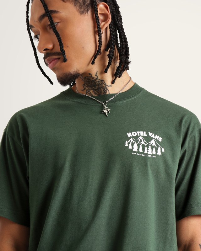 Camiseta Manga Curta Hotel Vans Oil Green
