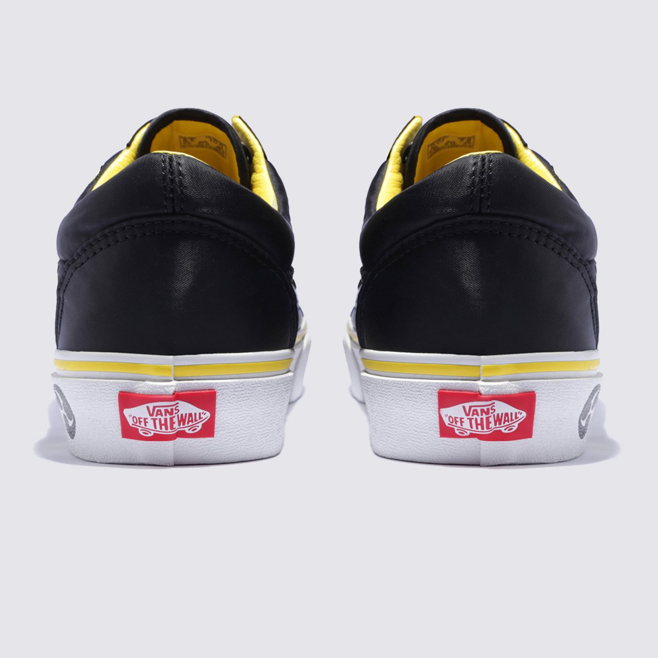 Yellow and black shop old skool vans