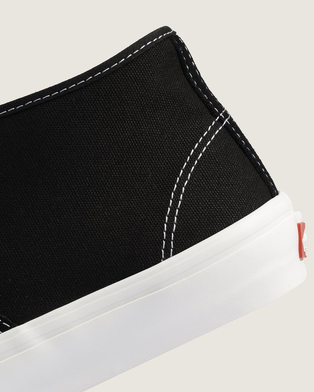 Tênis Skate Authentic Black White