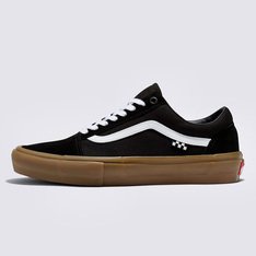 Skate Classics: Ultra resistência no interior para a prática do skate. Completamente redesenhada para o skate moderno, a coleção Skate Classics oferece mais do que os skatistas precisam para permitir evolução máxima. Com cabedal de camurça e lona, o Tênis Skate Old Skool Black Gum oferece a aparência icônica que você deseja, trazendo todos os benefícios de desempenho que os skatistas exigem.
