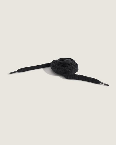 O Cadarço Vans Fat Laces Black é um cadarço unissex de perfil largo confeccionado em poliéster, pensado para personalizar tênis Vans. Construção encorpada com toque firme e maleabilidade que facilita amarrações com ajuste seguro. Acabamento estável que preserva o formato do cadarço e traz um destaque alinhado ao DNA descontraído e atemporal da marca..