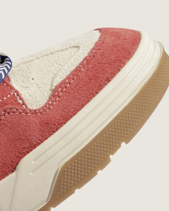 Tênis Upland Crimson Haze