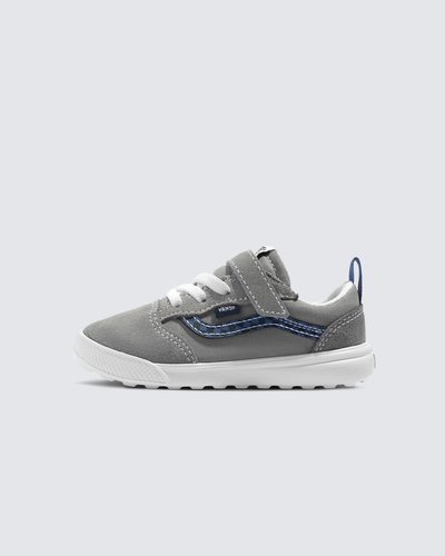 Máximo conforto e aliado de todas as rotinas para os pequenos. Esteja sempre pronto para o inesperado com o Tênis Ultrarange Grey Blue Infantil. Com um solado co-moldado construído em padrão tratorado em waffle - exclusividade Vans - ele maximiza a cobertura, aderência e durabilidade da borracha. A nova entressola UltraCush™ Lite traz conforto e leveza para o calce. O modelo de cano baixo possui cabedal com inspiração na silhueta do icônico Old Skool - em camurça, tecido e sintético - totalmente respirável, com biqueira e antepé de borracha renovado, deixando o calce no ajuste ideal, com amarração e fecho superior em velcro. O Exo Skeleton fornece apoio integrado nos dedos e na parede lateral medial, com uma trava de calcanhar para um ajuste seguro.Traz puxador em fita no calcanhar, facilitando o calce. Conforto e estilo para os pequenos, onde a única preocupação é se divertir.