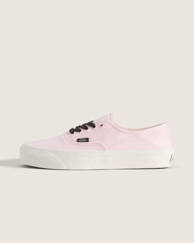 Ícone clássico. Com a silhueta original, reinventada com um calcanhar dobrável e conforto refinado. Uma nova versão do original, o Tênis Authentic Vlt Lx Kick Twill Pink se destaca com um calcanhar dobrável para facilitar o calce. Com lona de gramatura média, construção modular e palmilha aprimorada, trazem uma nova sensação a um formato familiar - o mesmo ícone, projetado para calçar e ir.