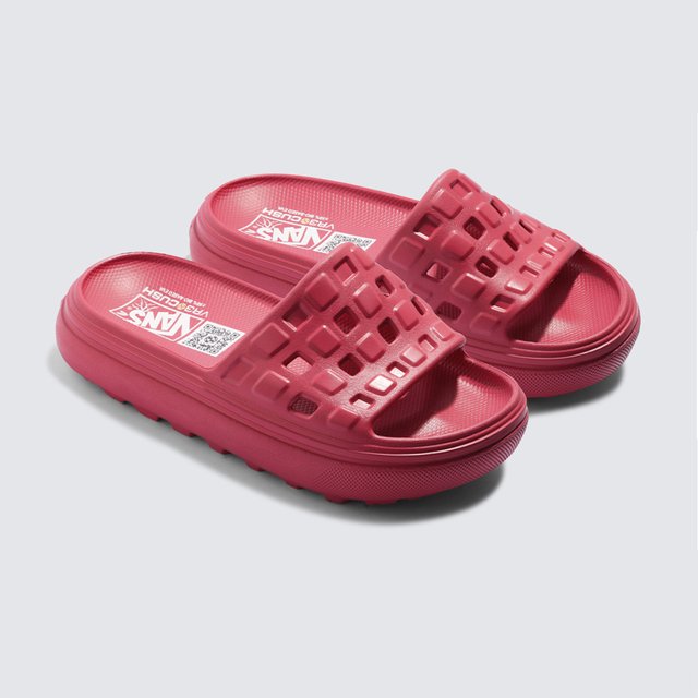 SLIDE-ON VR3CUSH HOLLY BERRY