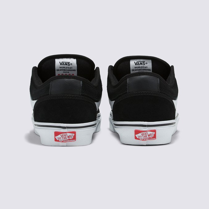 Tênis Skate Chukka Low Sidestripe Black White