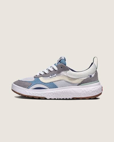 Projeto de sustentabilidade. Construa para o inesperado

O Vans MTE UltraRange Neo VR3 foi construído para os momentos inesperados do seu dia, combinando conforto, durabilidade e sustentabilidade em um design versátil. Esteja você navegando pelas ruas da cidade, adotando um estilo de vida dinâmico ou embarcando em uma aventura espontânea, este andador todo-o-terreno é o seu companheiro perfeito.