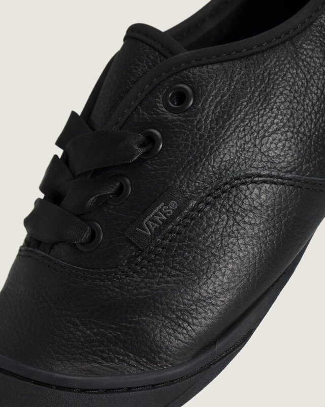 Tênis Authentic Premium Prima Leather Black