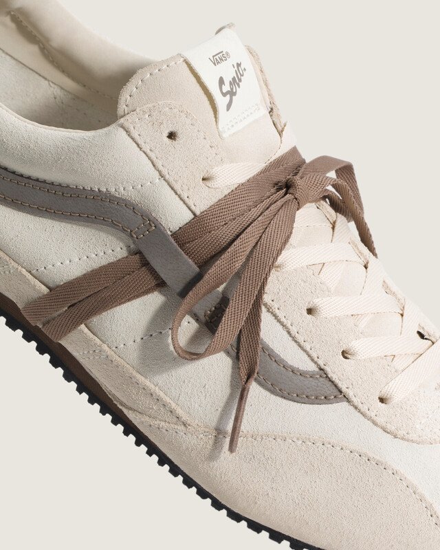 Tênis Super Lowpro Trainer Lx Elevated Suede Cream