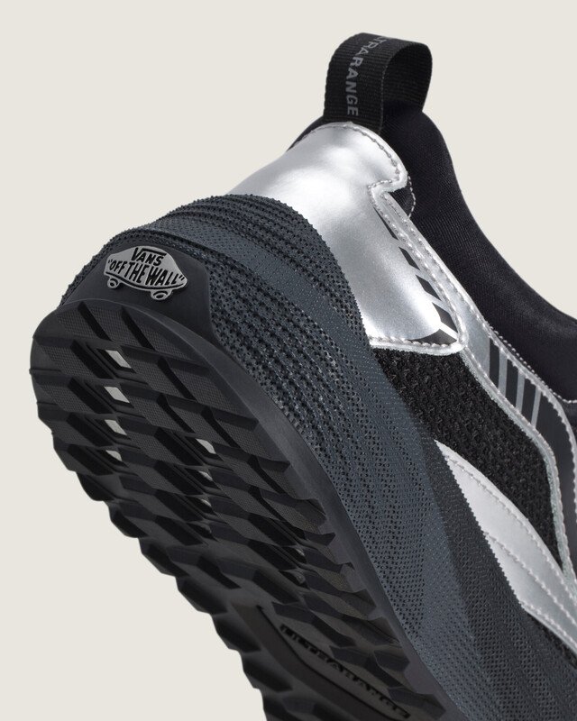 Tênis Ultrarange Neo 2.0 Metallic Black Silver