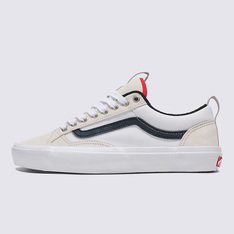 Uma nova visão de um ícone atemporal

O Old Skool 36 pega o design icônico que você conhece e dá-lhe um toque moderno. Construído para quebrar limites, apresenta um ajuste refinado e pronto para skate com atualizações modernas que oferecem estilo, conforto e durabilidade. Esteja você realizando manobras ou redefinindo seu dia a dia, este sapato empurra o que é possível - dentro e fora da prancha. Não é apenas uma atualização – é uma maneira totalmente nova de pedalar.
