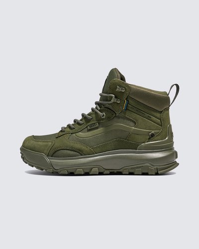 Bota de tênis confiável para todos os climas.

Quando o tempo muda, o sapato impermeável MTE Crestline protege você. Construído para trilhas técnicas e uso diário durante todo o ano, sua construção à prova d'água HydroGuard® 360° garante proteção confiável contra o inesperado.

Esteja você navegando em terrenos difíceis ou nas ruas da cidade, a sola com piso antiderrapante agarra cada passo e as zonas flexíveis reforçadas com couro oferecem durabilidade com liberdade de movimento. O amortecimento UltraCush™ proporciona conforto duradouro, para que você esteja pronto para dias longos e mudanças climáticas.

Observação: os sapatos MTE Crestline normalmente têm ½ tamanho pequeno. Recomendamos dimensionar metade do tamanho.