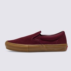 Os Skate Classics: Construídos Extra Resistentes por Dentro para o Skateboarding

Totalmente redesenhada para o skateboarding moderno, a coleção Skate Classics oferece mais do que os skatistas precisam para possibilitar a máxima progressão. Um tênis vulcanizado feito com camurça clássica e cabedais de lona, o Skate Slip-On proporciona o visual icônico que você deseja, trazendo todos os benefícios de desempenho que os skatistas exigem.