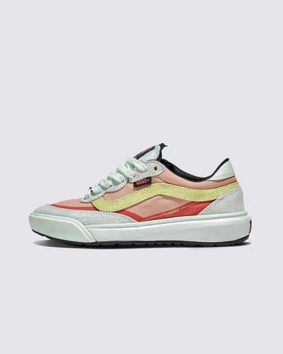 Aqui, ali, em qualquer lugar. Combinando conforto e versatilidade com o icônico DNA da Vans, o Tênis Mte Ultrarange Se 2.0 Green Pink permite que você enfrente os momentos inesperados do seu dia, enquanto faz uma escolha consciente de sustentabilidade ao longo da jornada. Combinando materiais bem pensados ??com amortecimento e tração aprimorados, este é o tênis ideal para sua próxima aventura. Porque às vezes, não é sobre para onde estamos indo. É sobre como chegamos lá.