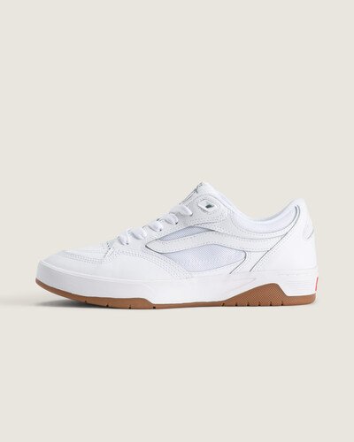 O Tênis Skate Rowan White Gum coloca o legado Off The Wall da Vans em foco, combinando couro resistente com construção vulcanizada que garante aderência consistente. Entrega conforto imediato graças ao colarinho acolchoado e ao forro que favorecem suporte e flexibilidade nas manobras. Design direto, construção pensada para skate, materiais de couro e solado vulcanizado que valorizam a expressão autêntica da marca.