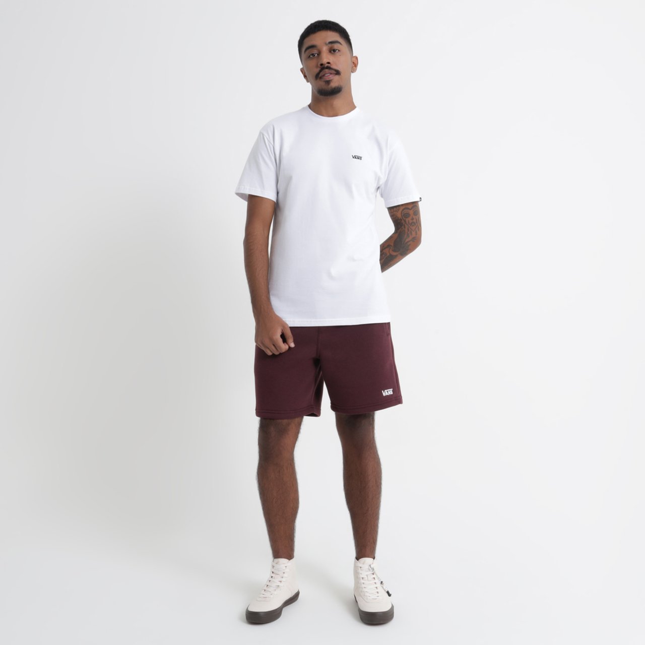 Camiseta Core Basics White Black