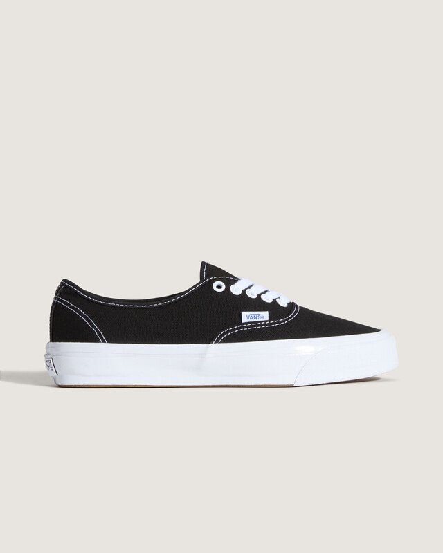 Tênis Authentic Premium Lx Black White