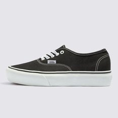 Nascido em Anaheim, Califórnia, em 1966, o Authentic é o estilo tradicional original da Vans. Originalmente conhecido como Vans #44 Deck Shoes, o Authentic se tornou um ícone cult imediato e incorpora a atitude “Off The Wall” desde então. Construído com um perfil simples com cadarço, o Tênis Authentic Plataforma Black mantém viva a vibe old skool com cabedal em lona resistente na cor preta, vira lateral de borracha na cor branca, ilhós de metal e o solado plataforma emborrachado em waffle exclusivo Vans.