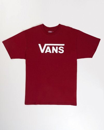 Fundada na Califórnia em 1966, a Vans está envolvida com a cultura de rua, artes, música e ligada ao skate e à evolução do esporte, sem perder a essência. Dos clássicos aos modernos, a Vans possui uma enorme variedade de modelos de tênis, roupas e acessórios, sempre mantendo o estilo "Off The Wall". A Camiseta Ss Classic Mc Bordeaux de manga curta, possui estampa frontal com assinatura Vans em "Drop V", centralizada na altura do peito, em silk à base d’água. Traz etiqueta tecida Vans aplicada na manga, gola redonda e costura reforçada nos ombros.
