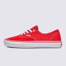 O original. Reinventado para patinar

O Skate Authentic Shoe atualiza o original com recursos feitos para o skate. A parte superior reforçada oferece durabilidade extra, enquanto a proteção contra impactos mantém você coberto quando as aterrissagens ficam pesadas. A sola também recebe uma atualização, com um composto de borracha mais pegajoso para aderência e sensação de prancha de nível superior. Mantendo-se fiel ao seu visual atemporal, o Skate Authentic foi construído para lidar com o skate de hoje sem perder o ritmo.