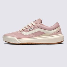 Aventura pronta. Em qualquer lugar, a qualquer hora

A vida raramente corre como planejado, mas o MTE UltraRange 2.0 RW mantém você em movimento em cada reviravolta. Sua parte superior respirável, reforçada com sobreposições Rapidweld sem costura, atinge o equilíbrio perfeito entre durabilidade e um ajuste leve e adaptável. As entressolas UltraCush Lite suavizam cada passo para combater a fadiga em dias longos, enquanto as solas waffle reversas proporcionam tração que aumenta a confiança em terrenos imprevisíveis. Construído para oferecer estabilidade e conforto quando a viagem o tira do rumo, este é o sapato que prospera onde outros vacilam.